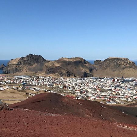 Guesthouse Arny Vestmannaeyjar Exterior photo