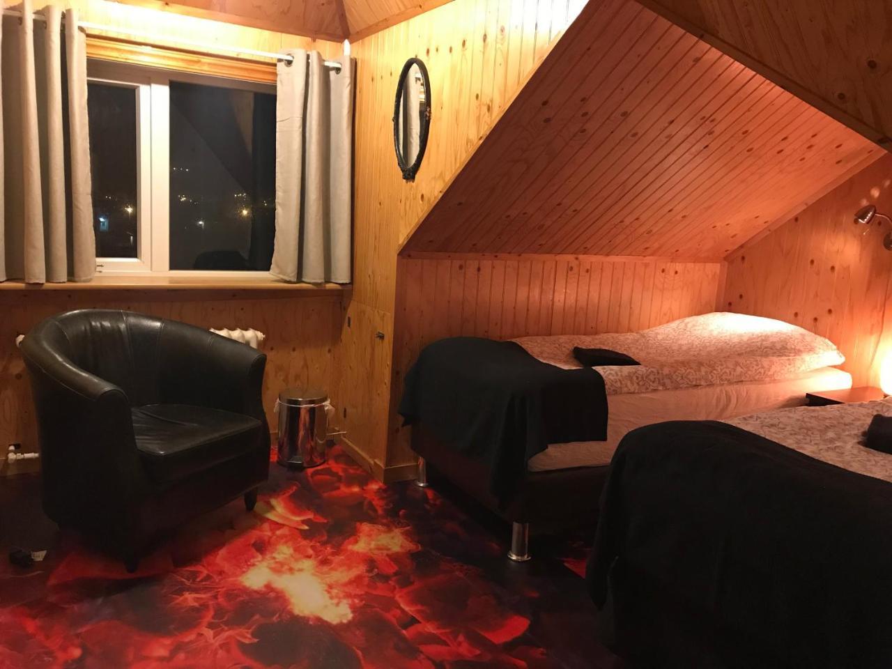 Guesthouse Arny Vestmannaeyjar Exterior photo
